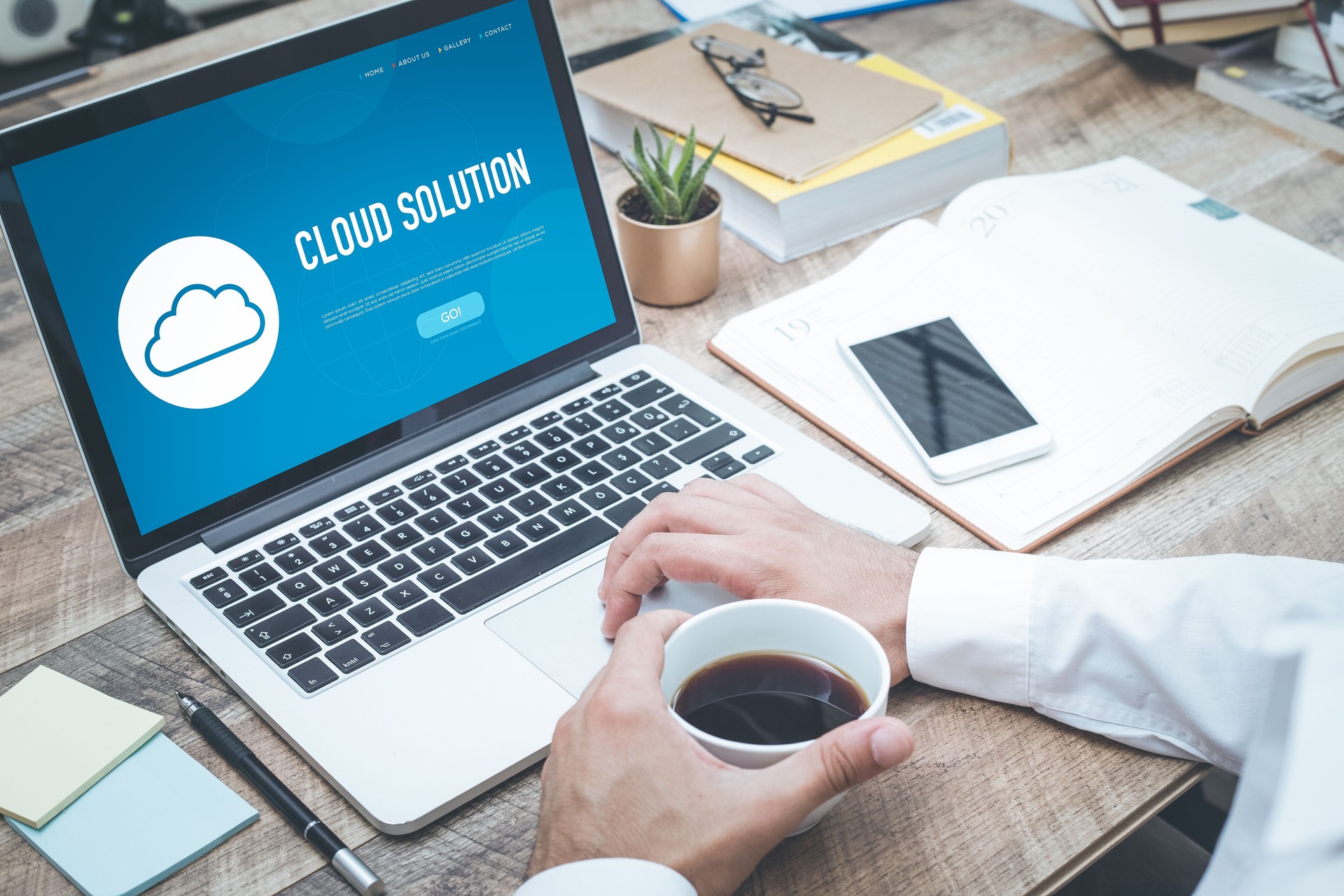 CLOUD SOLUTIONS CONCEPT